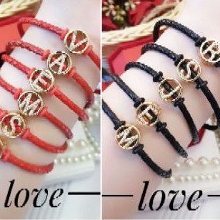 gelang inisial 690