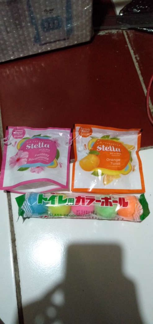 Bagus Kamper Toilet Colour Ball Isi 5 (150gr)