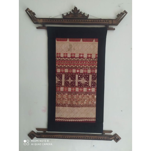 hiasan dinding tapis lampung