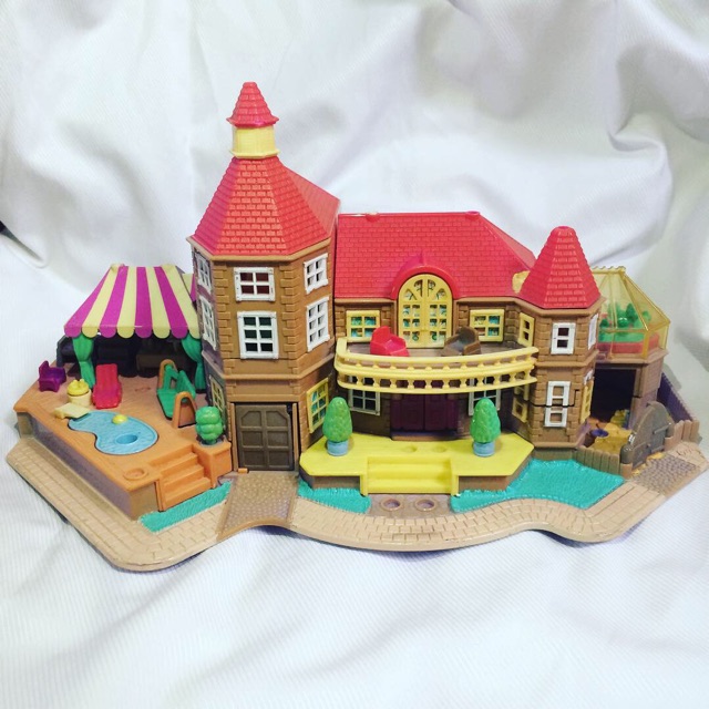 Polly pocket mansion