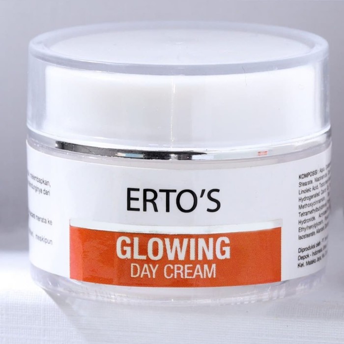 [ORI] Glowing Day Cream Whitening and Moizturizing Menyamarkan Noda Hitam dan Sun Protection