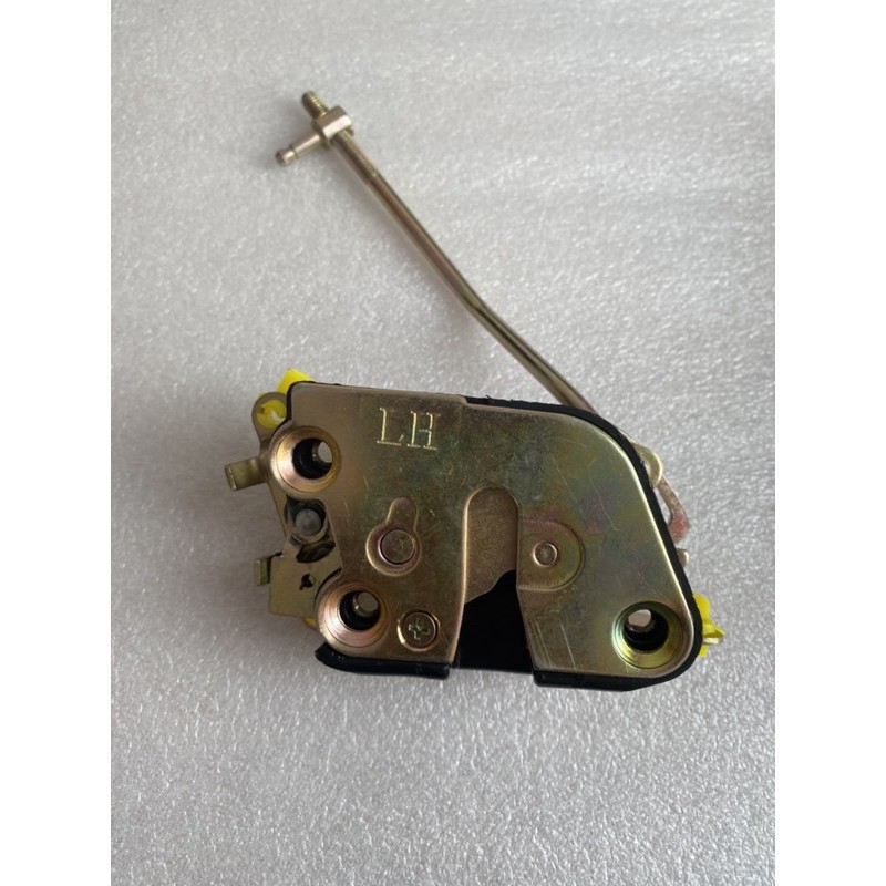 Dock Lock Kunci Pintu Mitsubishi L300