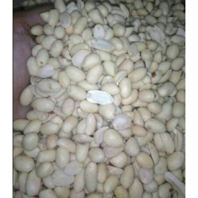 

Biji KACANG KUPAS mentah super 1 kilo gram