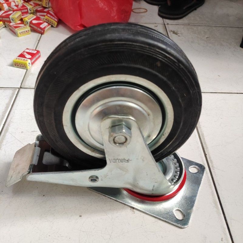 roda karet 6&quot; hidup+rem / roda troly 6&quot; hidup+rem