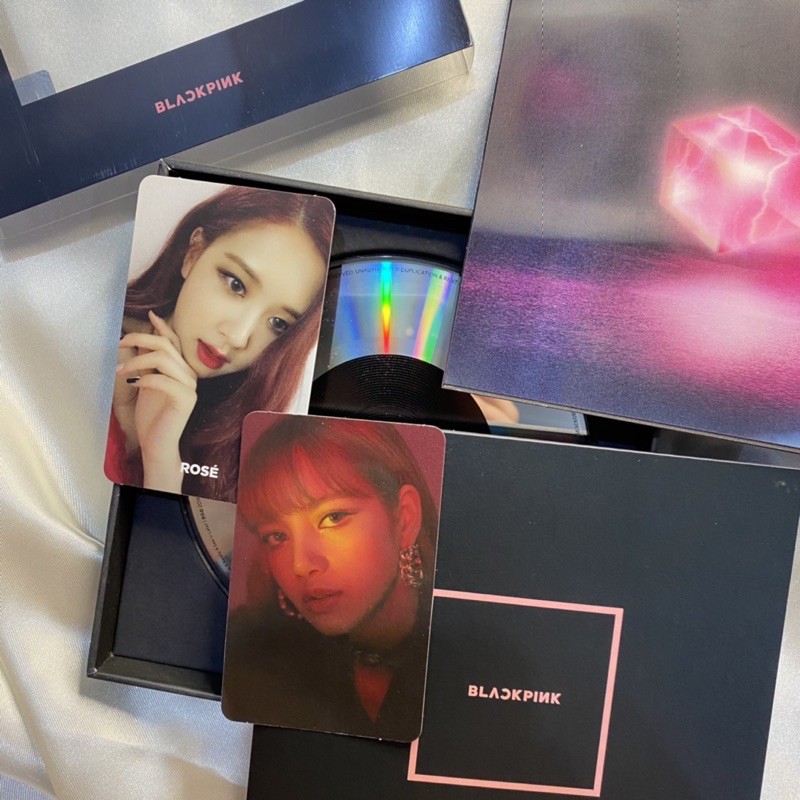 [ BLACKPINK ] Square Up Album black version Photocard lisa & rose