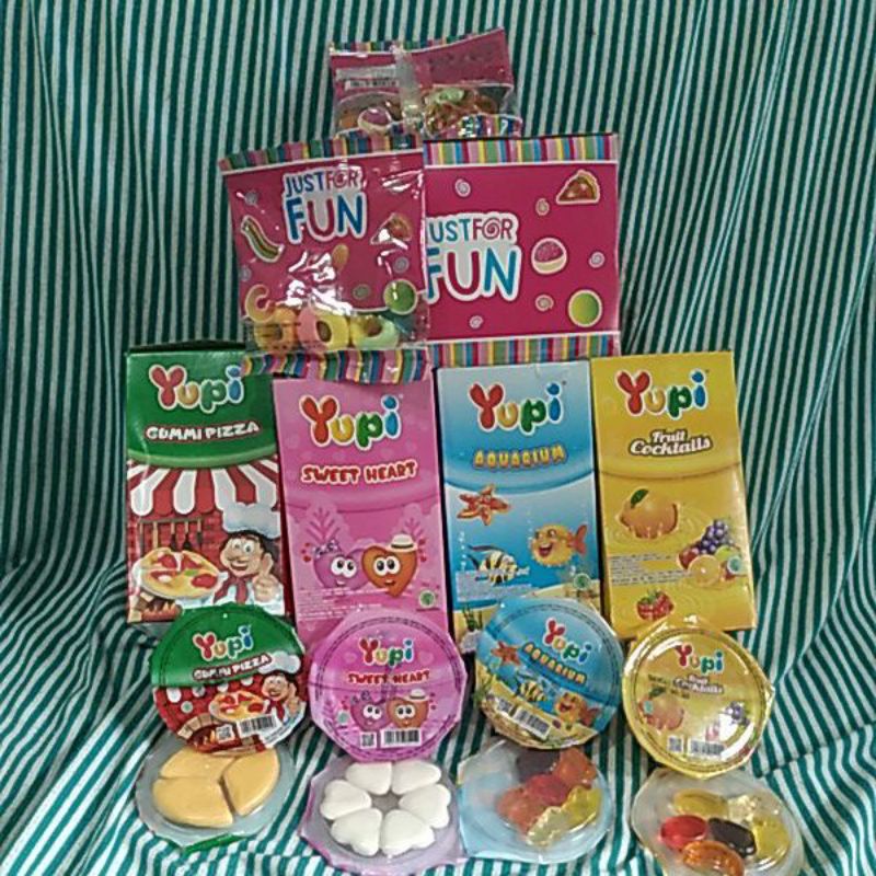 Yupi box isi 12 x 15 gr