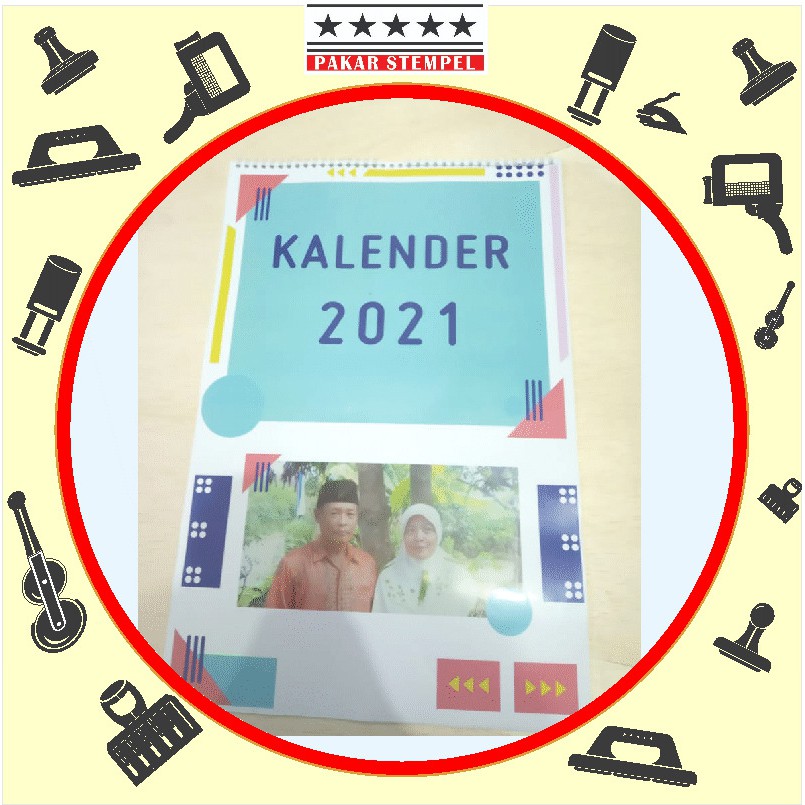 

Kalender Dinding Custom