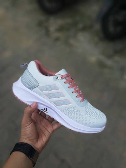 Sepatu Adidas Pureboost Zoom Women, gratis kaos kaki. Size 37-40