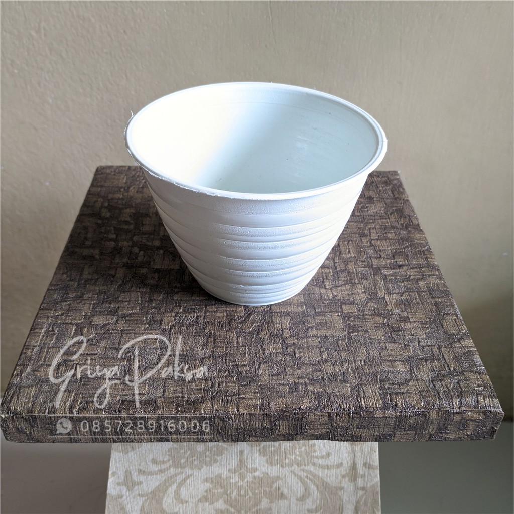 Pot GUCI 10, PotKaktus, Sekulen, Pot Plastik 10 Cm per lusin