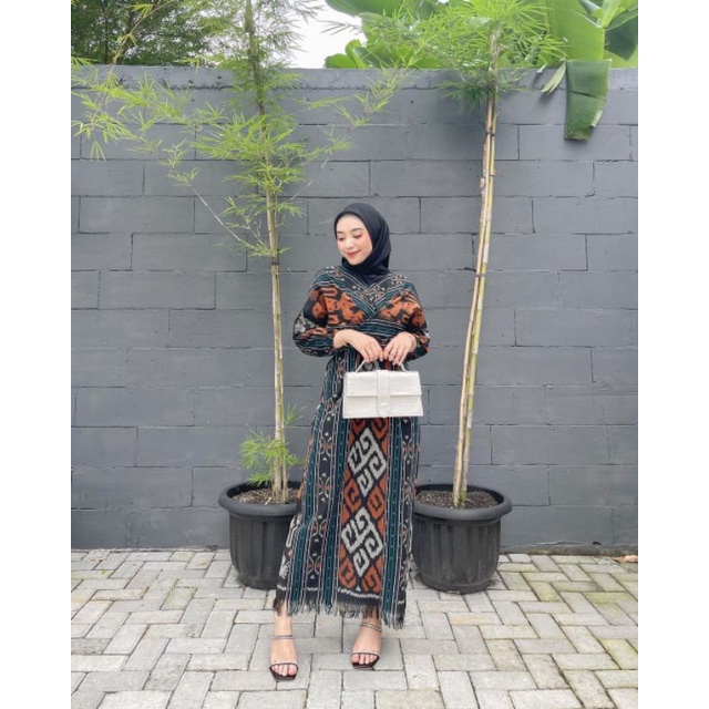 baju tenun wanita - dress tenun troso jepara - dress gamis tenun etnik terbaru - fashion tenun - pak