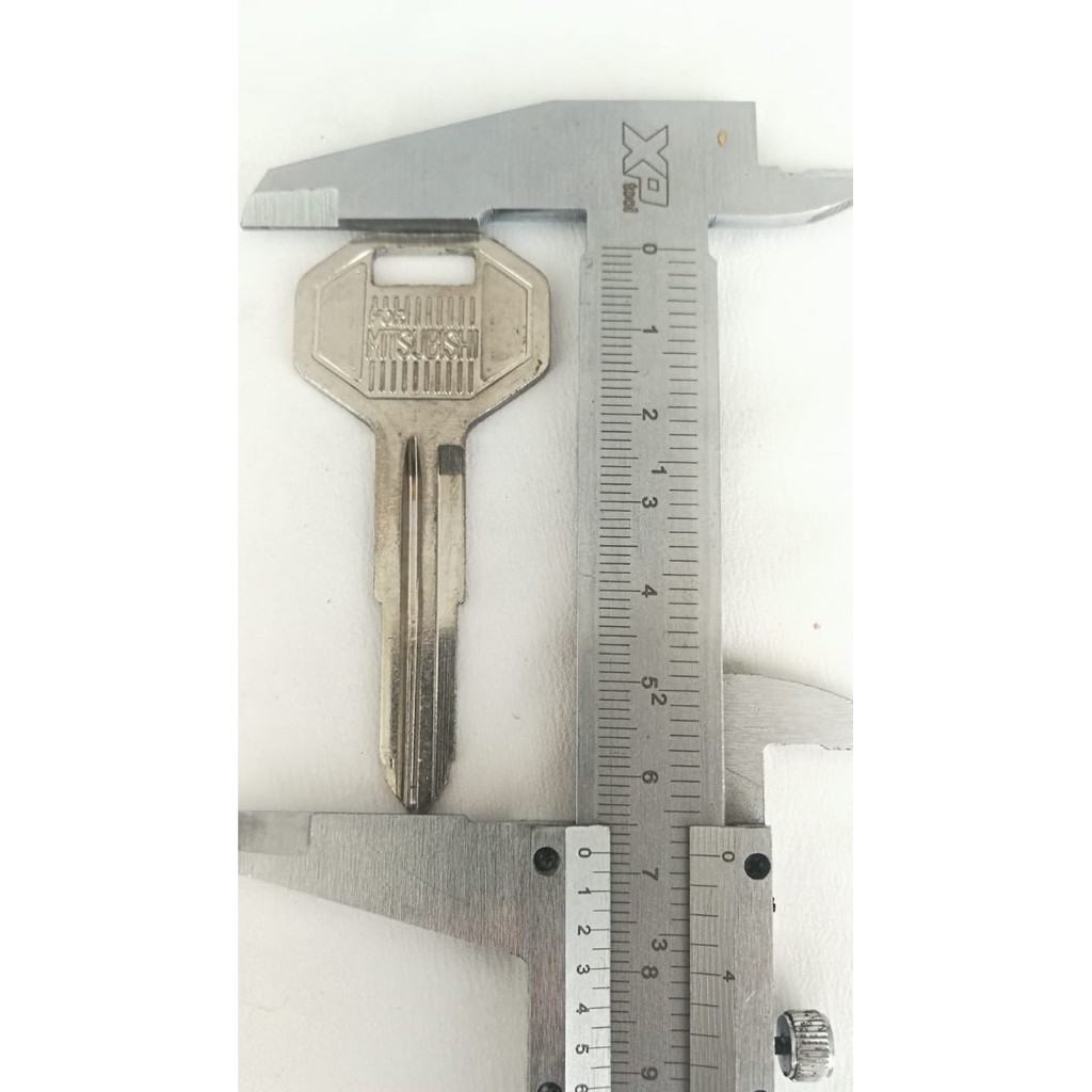 [BAYAR DI TEMPAT] Bahan Kunci Cadangan Mobil MITSUBISHI Pajero Outlander Plat Duplikat keyblank