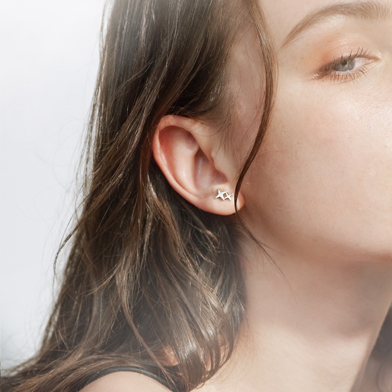 Magic789 Anting Tusuk Sterling Silver 925 Model Salib / Bintang Hias Kristal CZ Berkilau Ala Korea Untuk Wanita