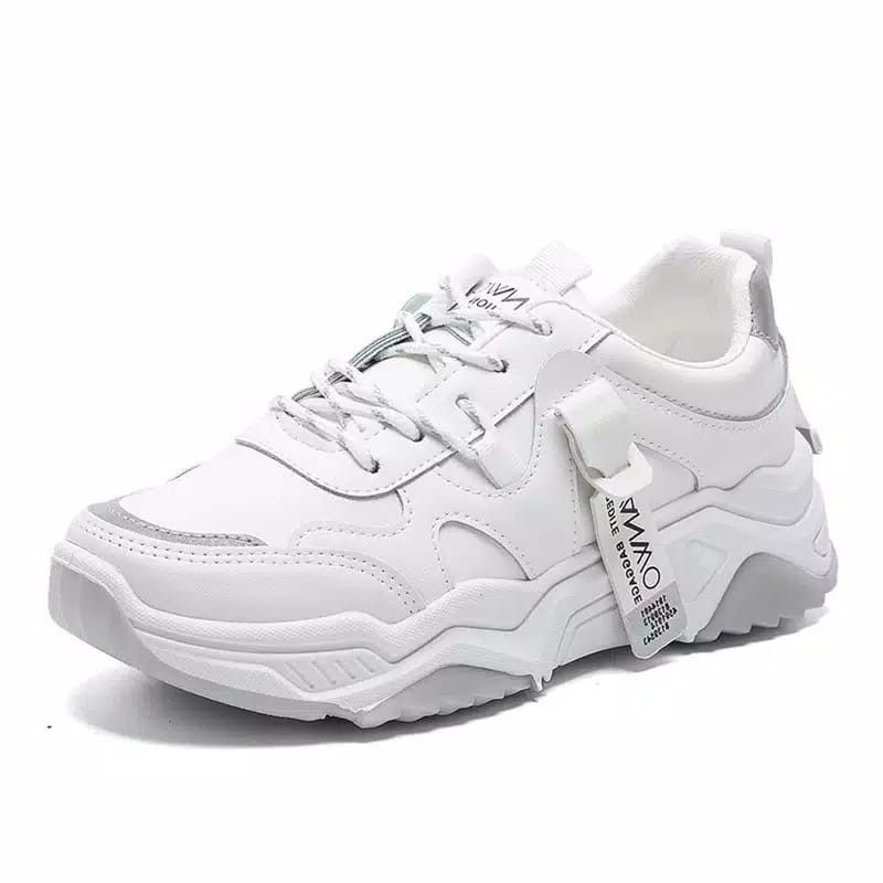 Sepatu Wanita Sneakers Casual Wanwo