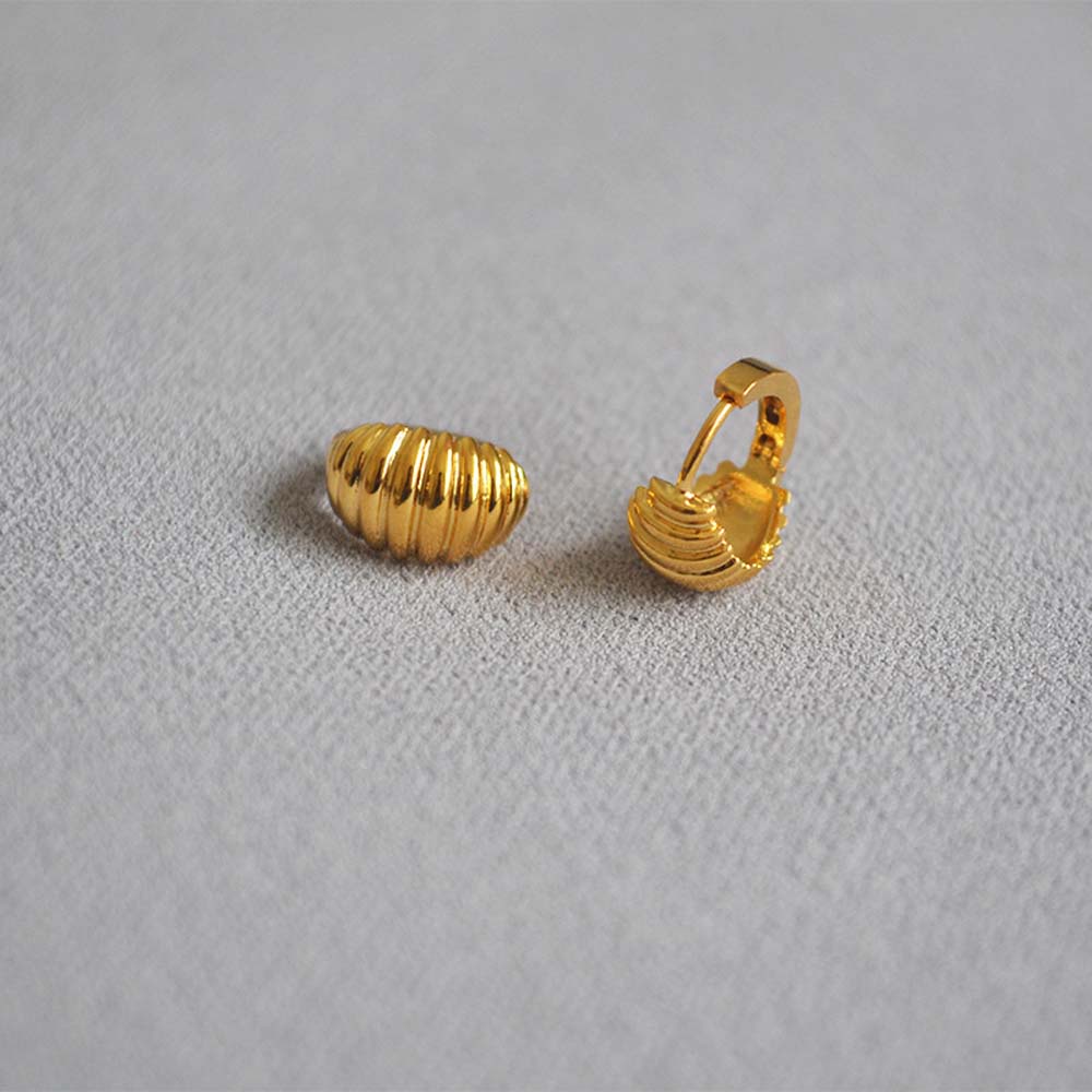 Anting Hoop Stud Bentuk Tanduk Warna-Warni Untuk Wanita