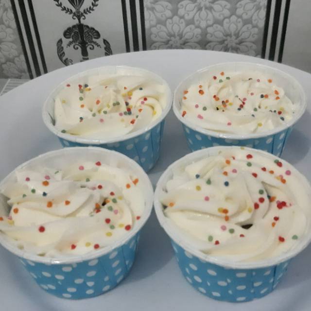 

Brownies cup cream cheese