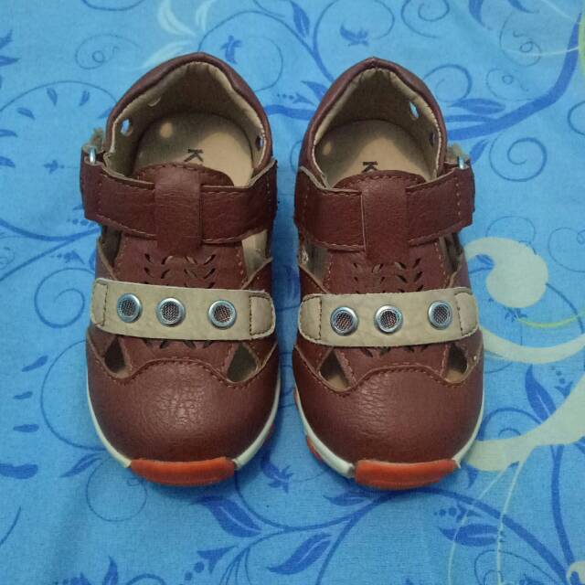 Sepatu kickers anak original