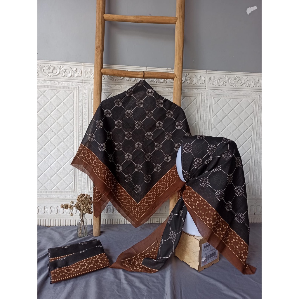 HIJAB VOAL SEGIEMPAT MOTIF JOURNEY ALMA SERIES/KERUDUNG SEGI EMPAT MOTIF 110X110/HIJAB MOTIF LASERCU