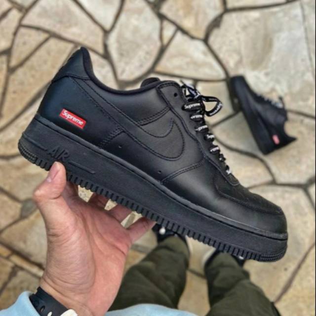 black supreme airforce