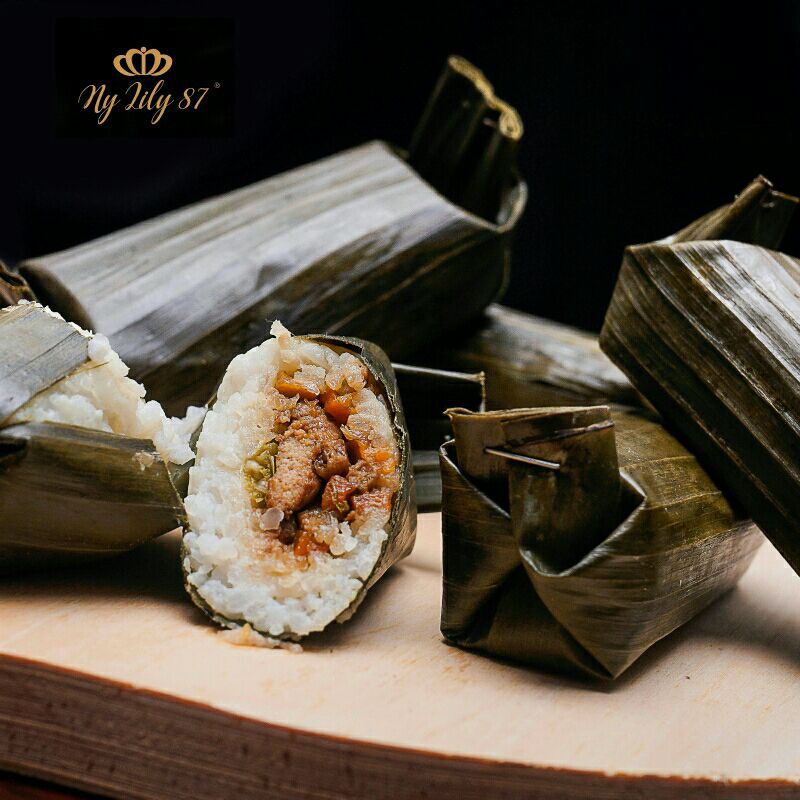 

Healthy Arem-Arem Ayam Tanpa Pengawet & MSG Per Box Isi 5 Pcs