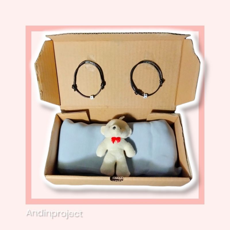 

hampers / hampers kerudung /kado ulang tahun / hampers gift