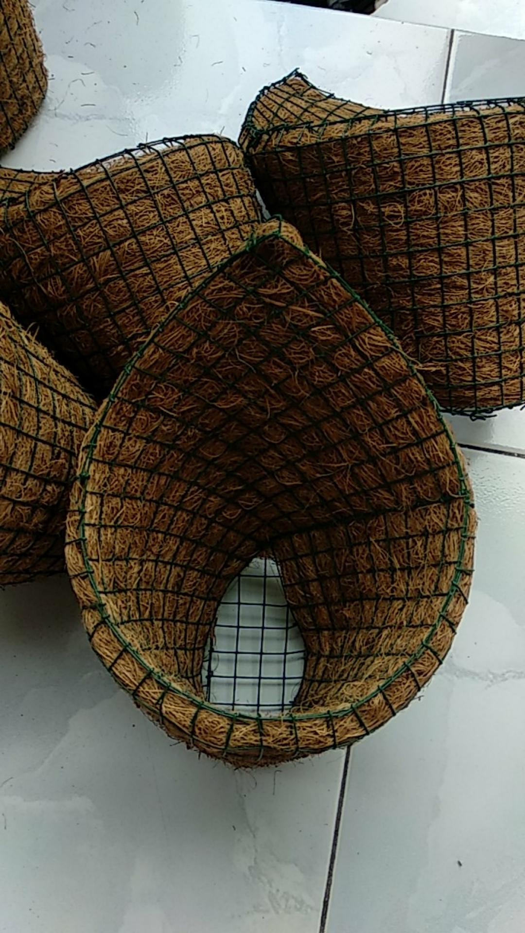 Pot Jaring Pot Sabut Kelapa Pot Tempel Pot Anggrek Media Tanam, Pot Bulat, Pot Media Tanaman, Pot