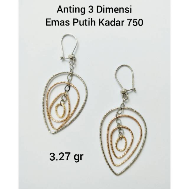 Anting HWT emas putih kadar 750 3 dimensi dengan Estimasi berat 3,27 gr