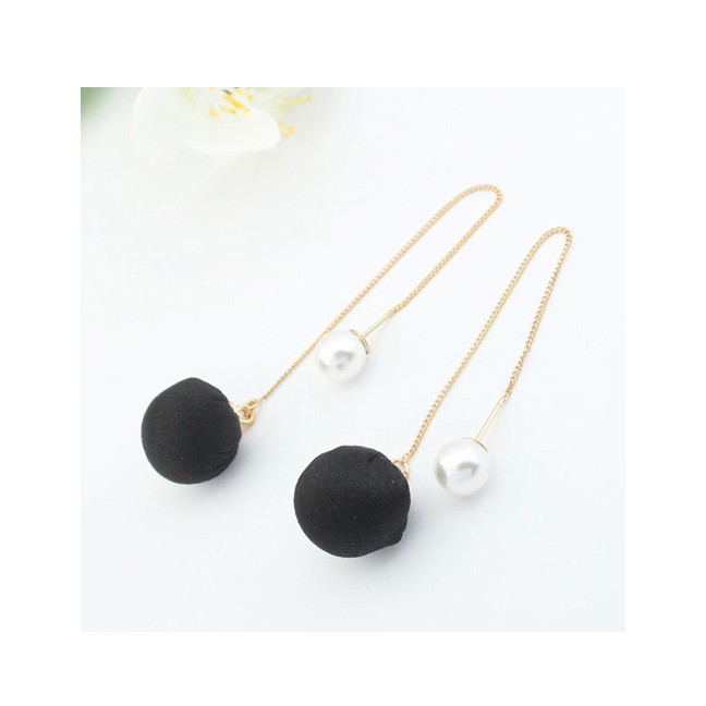 LRC Anting Tusuk Elegant Ball&amp;pearl Decorated Color Matching Simple Long Earrings