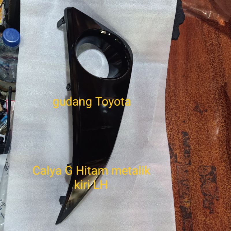 Cover Foglamp kiri LH Calya G 2019-2020