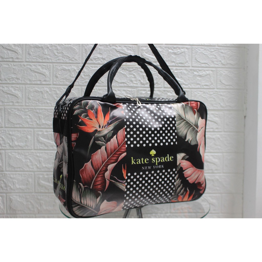 TRAVEL BAG WANITA KARAKTER TERMURAH SIZE 40CM X 29CM X 17CM