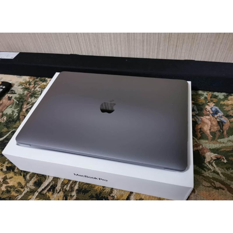 Apple MacBook Pro M1 Chip 2020 13" RAM 8 / 256GB SILVER
