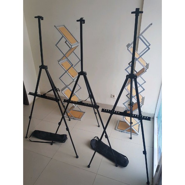 

Baru Tripod display poster/lukis/pameran/banner/iklan Termurah