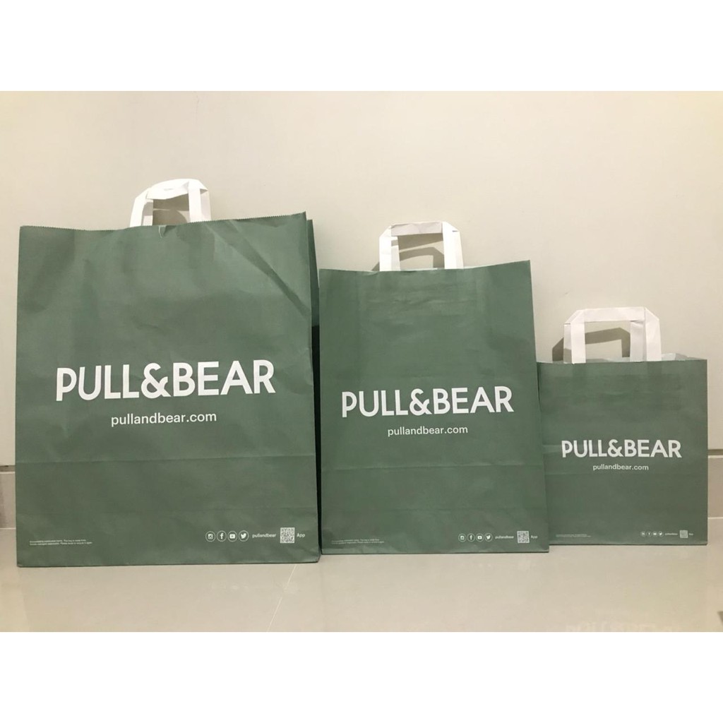 

PAPERBAG PULL&BEAR