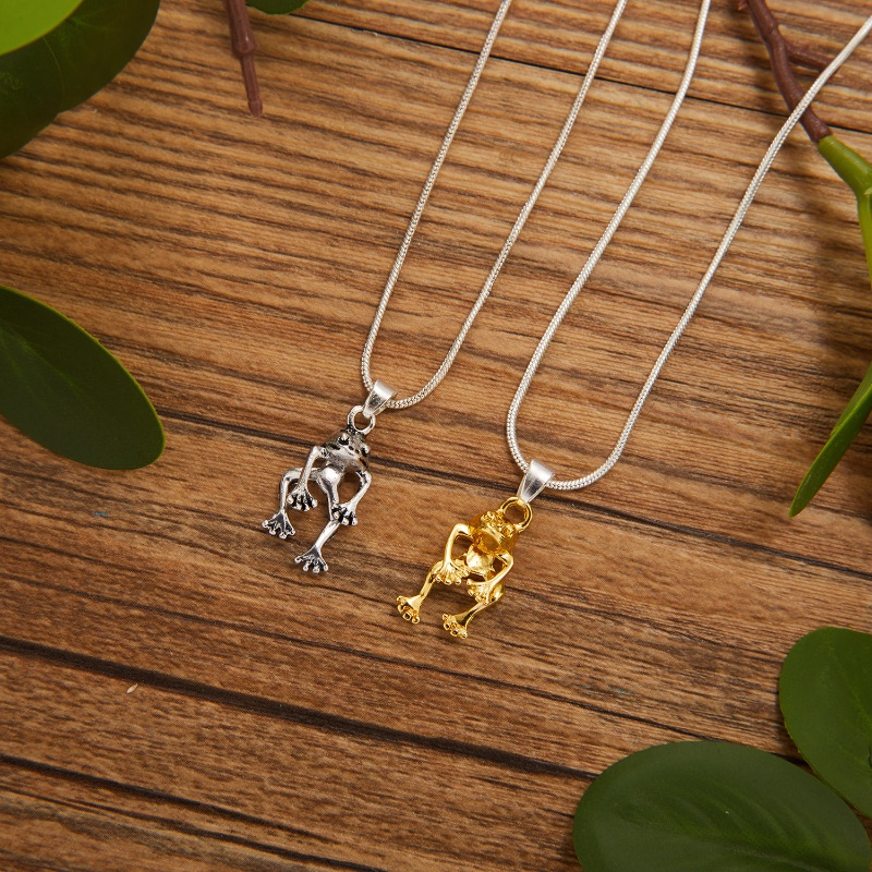 Kalung Rantai Dengan Liontin Bentuk Katak Aksen Berlian Gaya retro Untuk Pria Dan Wanita