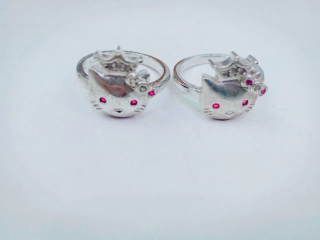 Cincin helokity , yaxiya , xuping , lapis emas , cincin