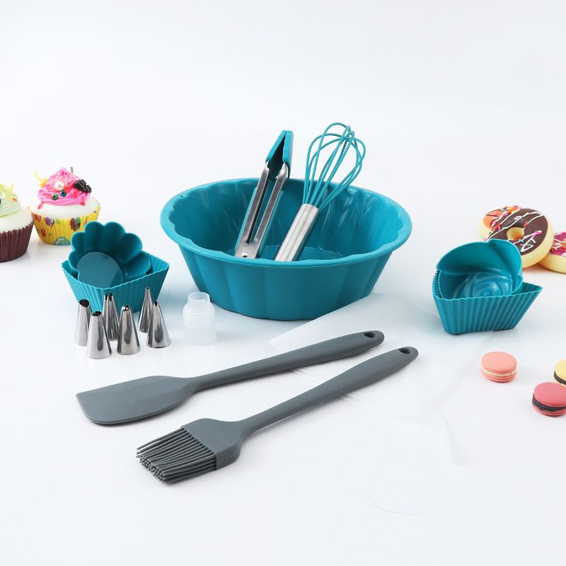 17pcs silicone pudding mould baking set spatula whisk pastry set