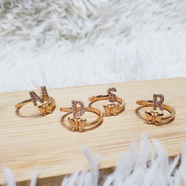 Fourfashion - cincin alfabet / cincin huruf / cincin inisial nama xuping Motif kupu-kupu