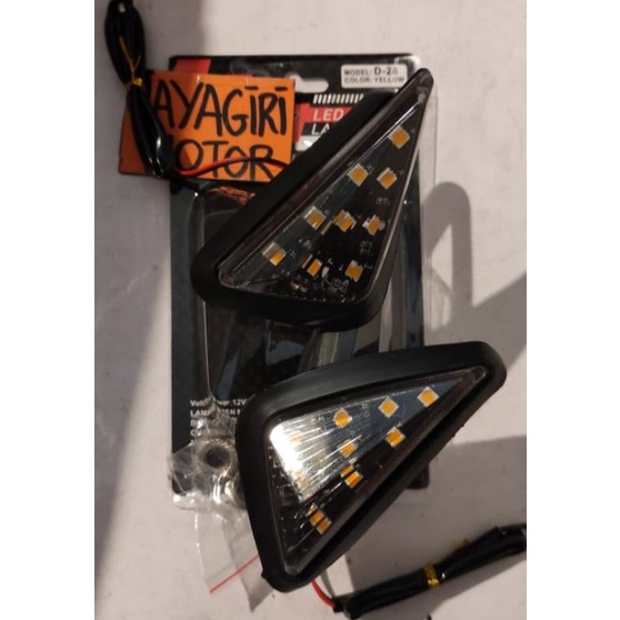 Lampu Sen Tempel Kuning Segitiga Fairing LED CR7 Universal Kupingan Sein Sign Depan Cover COD Runnin