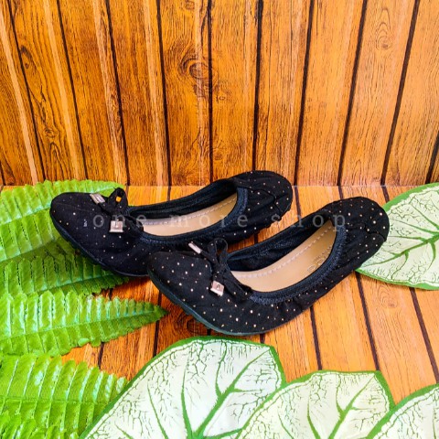 sepatu wanita gratica flatshoes kerut  bintik dr34