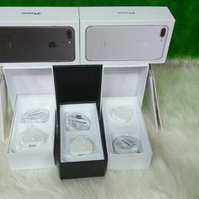 Dus Box iPhone 8 / 8plus Fullset Charger dan Headset ORI