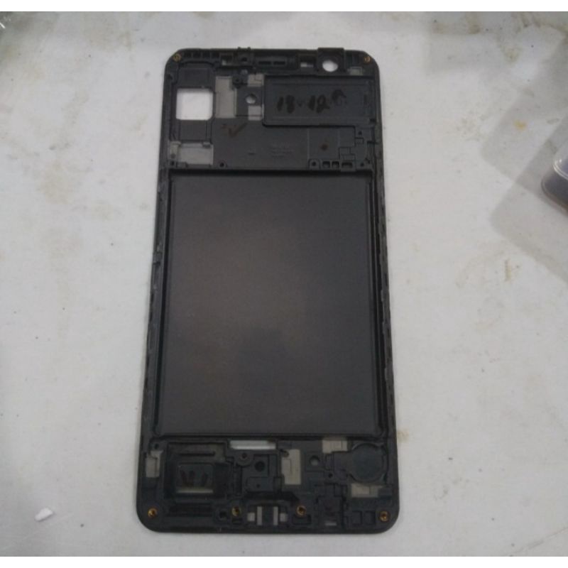 Frame Bezzel Tulang Tengah Tatakan Lcd Samsung Galaxy A750 / A7 2018