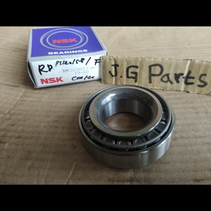 WHEEL BEARING RODA DEPAN LUAR CANTER 125 NSK JAPAN HR32207J-A / 32207