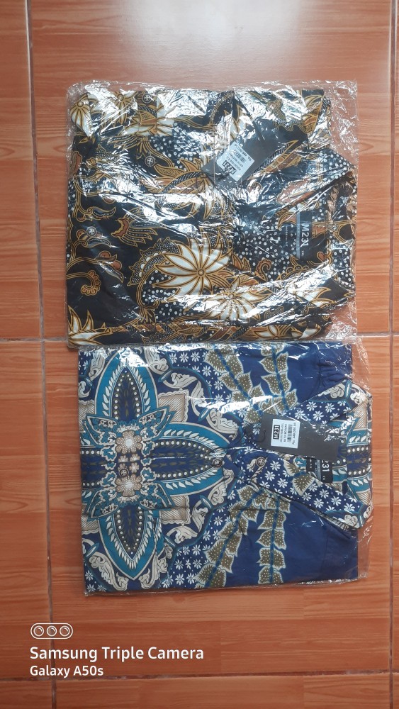 M231 Kemeja Pria Batik Panjang Hitam 1508