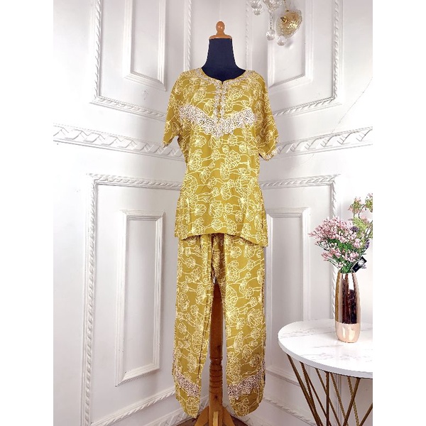 NEW PROMO ONE SET SUPER JUMBO SLEEPWEAR DAILY SET BEST SELLER // Setelan CP Lengan Pendek Arabian Renda Super Jumbo LD : 130-2