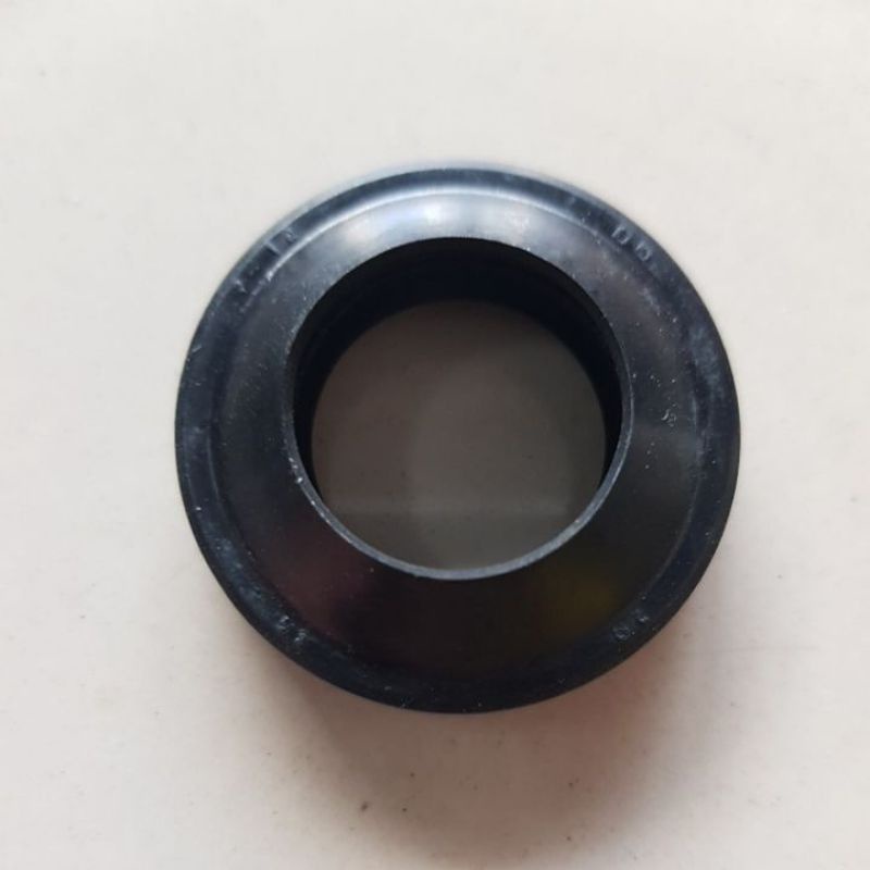 Seal Tutup Roda Depan Jupiter / Vega R New