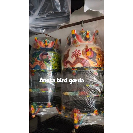 sangkar perkutut mahkota merak