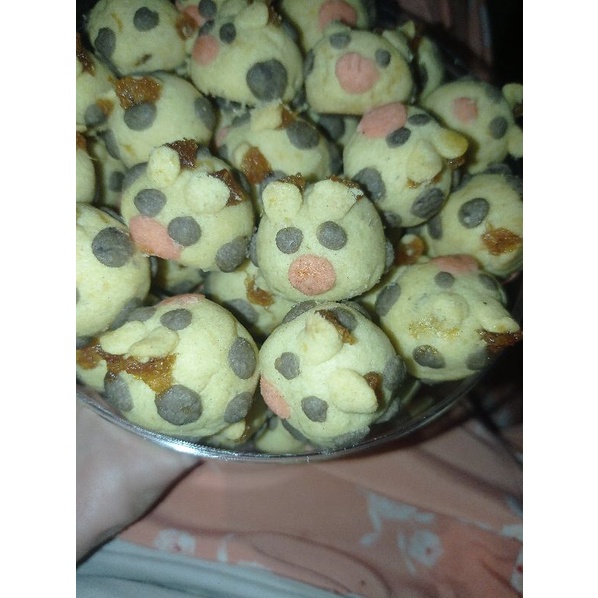 

kue kering nastar karakter lucu murah meriah, enak, sedep, nikmat