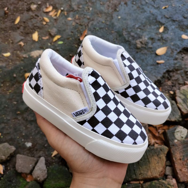 SEPATU ANAK VANS CHECKERBOARD SLIP ON OG PREMIUM HIGH QUALITY SEPATU SLIP ON ANAK CATUR