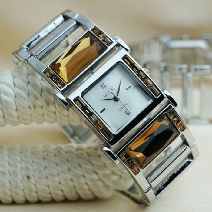 Jam tangan Guess wanita-stainless silver gold