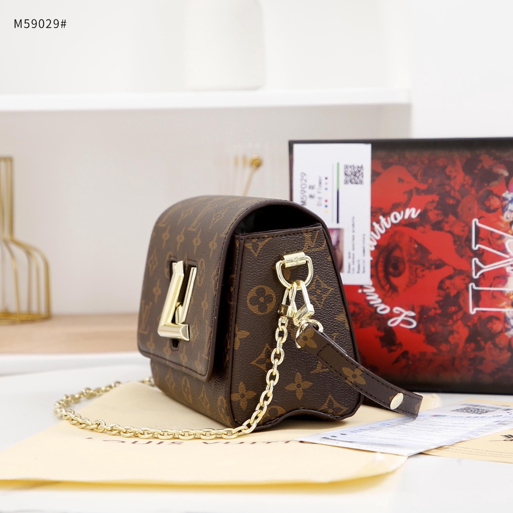 Canvas Shoulder Bag #M59029