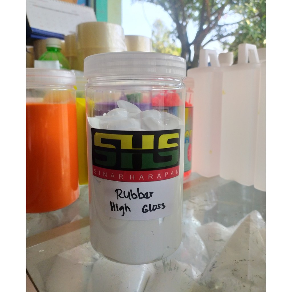 

RUBBER WHITE HIGHT GLOSS SINAR HARAPAN SABLON KEMASAN 1 KG